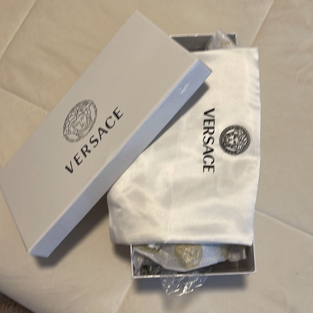 Versace slides - Picture 6 of 7